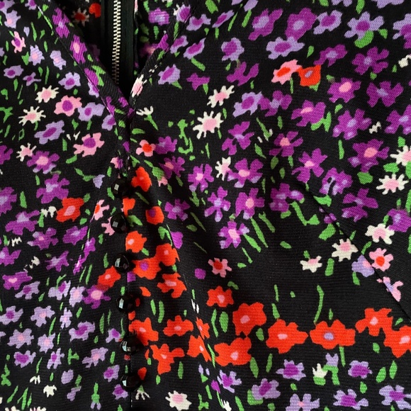 60s 70s Fit & Flare Psychedelic Red and  Purple Floral Black Dress - Picture 5 of 6